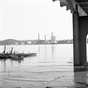 Vintage 1950s Boat On Mississippi River Looking A Factory On Bridge #1384